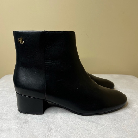 LRL Lauren Ralph Lauren Leather Walford II Ankle Boots Sz 9.5 B Black Block Heel - Picture 1 of 13